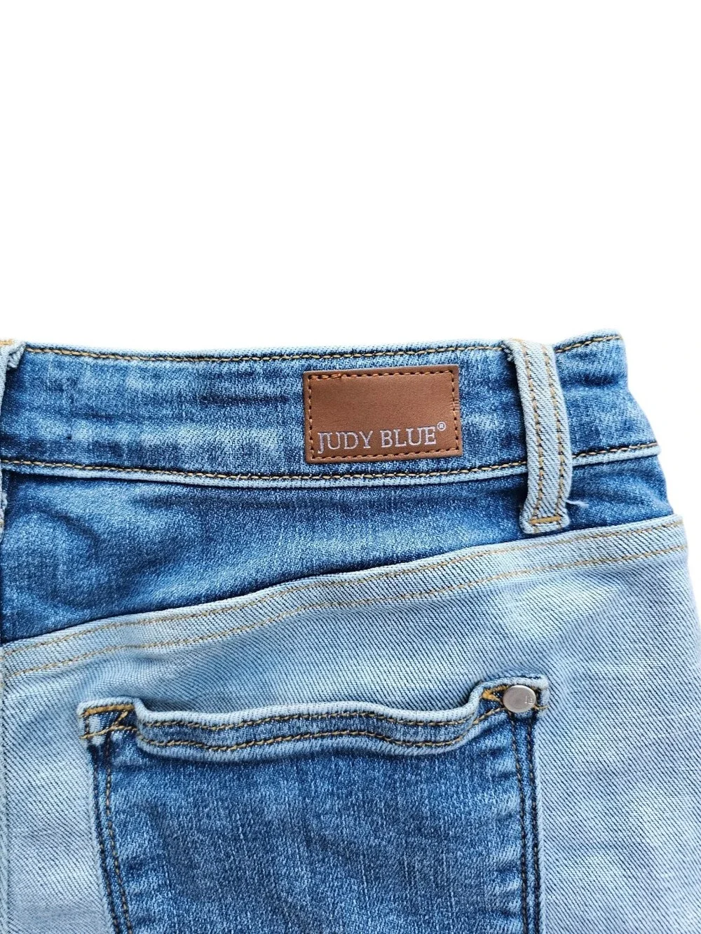 Judy Blue Juliet Two Tone Wash Denim Shorts Color Block